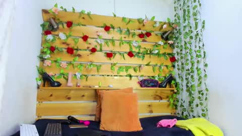 Sharol online show from October 4, 6:00 am