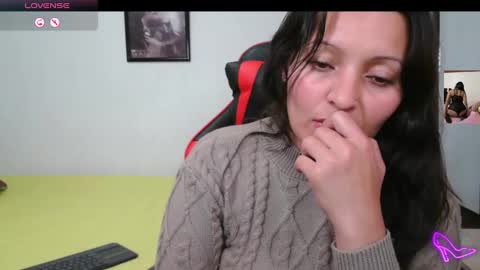 paola online show from January 24, 12:31 am