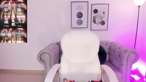 Snapshot of sharon_breezee chatting on October 31, 2:12 am sharon_breezee online show from October 31, 2:12 am