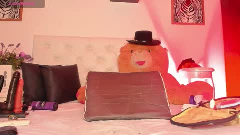 Snapshot of sharon_smiith_ chatting on October 5, 2:54 am sharon_smiith_ online show from October 5, 2:54 am