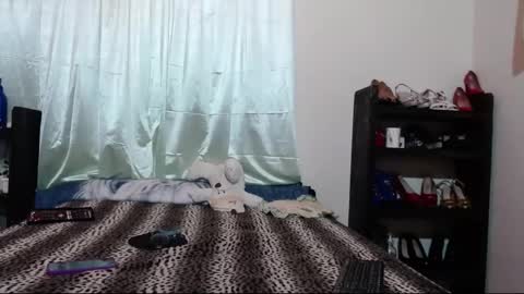 S H A R O N  online show from January 9, 11:03 am