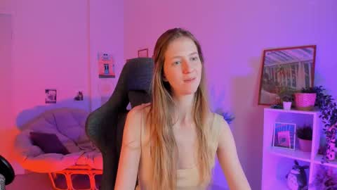 Sharon online show from February 14, 7:12 pm