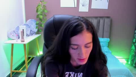 Sharon online show from February 2, 5:42 am