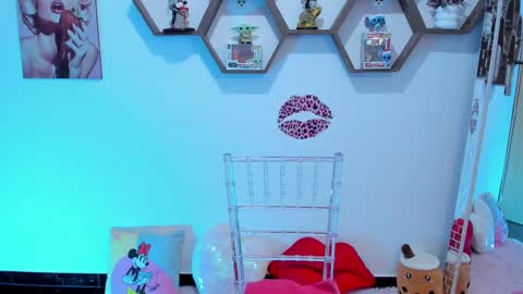 Sharon online show from February 27, 7:44 am