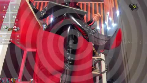 Snapshot of sharoon_gold chatting on February 10, 10:51 pm Your mistress Sharon online show from February 10, 10:51 pm