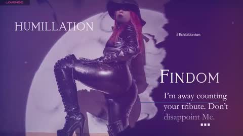 Snapshot of sharoon_gold chatting on September 14, 3:11 pm Your mistress Sharon online show from September 14, 3:11 pm