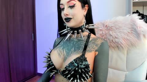 Antonia online show from January 18, 2:44 pm