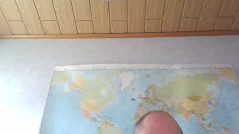 Snapshot of sharpshoder chatting on January 3, 10:20 am Peter online show from January 3, 10:20 am