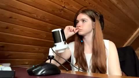Snapshot of shavonflosi chatting on June 17, 4:26 am Maria online show from June 17, 4:26 am