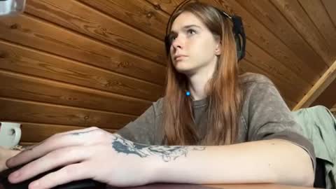 Snapshot of shavonflosi chatting on June 25, 4:12 am Maria online show from June 25, 4:12 am
