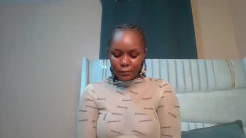 Shay diva online show from October 4, 8:29 pm