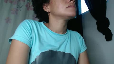 Shayna online show from December 16, 10:45 pm