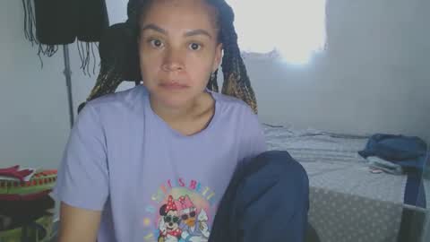 Snapshot of shayna_cute chatting on April 27, 8:07 pm Shayna online show from April 27, 8:07 pm