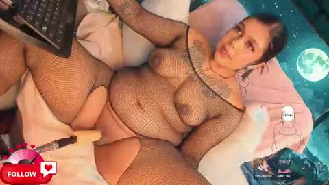 Snapshot of shayna_manson_ chatting on February 19, 5:49 am INDEPENDENT MODEL ITS JUST YOU ME online show from February 19, 5:49 am