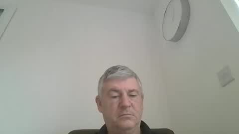 she52 online show from January 16, 1:04 pm