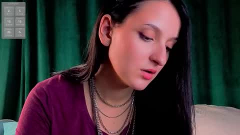 sheenagear online show from September 26, 1:15 pm