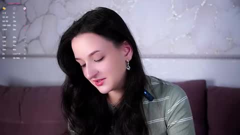 sheenagear online show from December 15, 2:10 pm