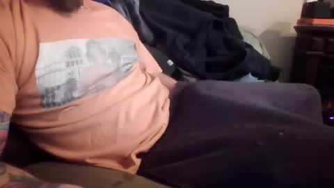 Snapshot of sheepydoggy45 chatting on December 17, 1:55 am sheepydoggy45 online show from December 17, 1:55 am