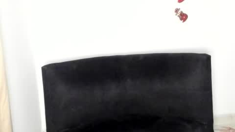 sheilanyarturo online show from December 17, 9:21 pm