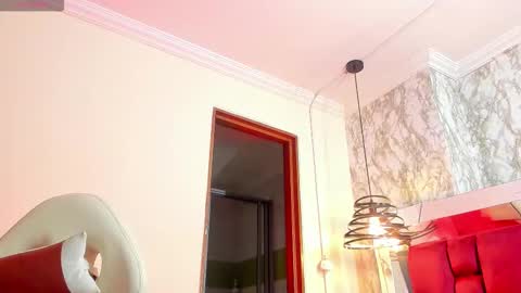 Snapshot of sheilly_brown chatting on November 21, 7:45 pm sheilly_brown online show from November 21, 7:45 pm