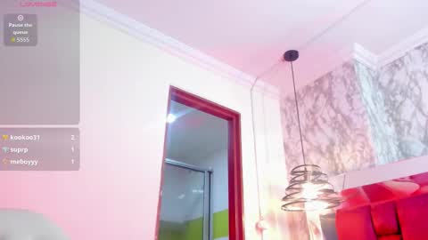 Snapshot of sheilly_brown chatting on December 14, 9:52 pm sheilly_brown online show from December 14, 9:52 pm