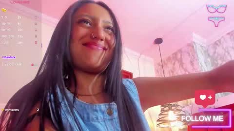 Snapshot of sheilly_brown chatting on December 17, 6:36 pm sheilly_brown online show from December 17, 6:36 pm