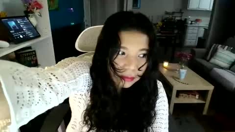 sheilyn_smith online show from April 24, 5:43 am