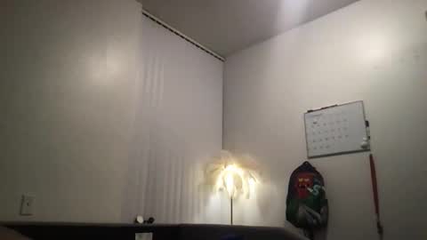 Snapshot of shelbybabyxo chatting on December 1, 2:00 pm babygirl online show from December 1, 2:00 pm