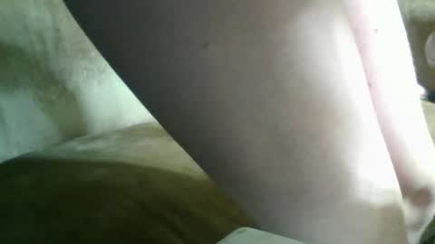 Snapshot of shellbulletburst chatting on December 1, 6:30 pm caught up in you online show from December 1, 6:30 pm