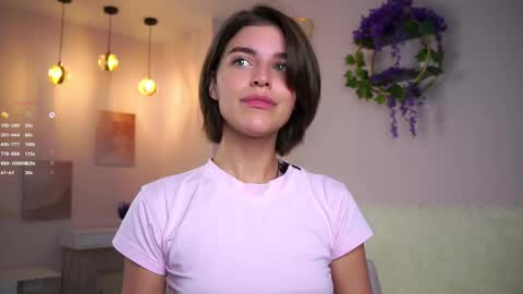 Snapshot of shelleyharn chatting on October 28, 1:09 am Alex online show from October 28, 1:09 am