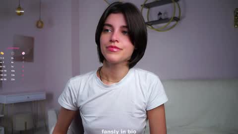 Snapshot of shelleyharn chatting on November 6, 1:17 am Alex online show from November 6, 1:17 am