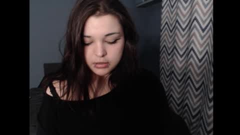 Snapshot of sheril_belton chatting on October 21, 7:03 pm sheril_belton online show from October 21, 7:03 pm