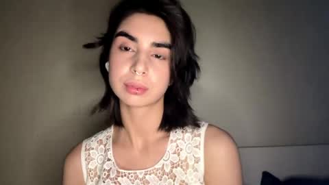 Snapshot of sheryllmafua chatting on June 5, 12:22 pm Amy online show from June 5, 12:22 pm