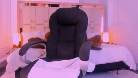 Sheyla Bakerr  online show from January 15, 2:02 pm