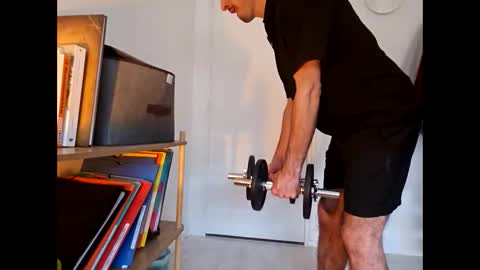 shhervin online show from April 18, 4:44 pm