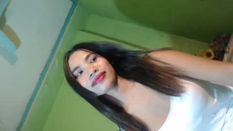 shiela_may online show from June 16, 11:35 am