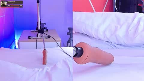 Snapshot of shiinobu_kocho chatting on November 20, 10:53 pm online show from November 20, 10:53 pm