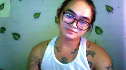 Snapshot of shimilove chatting on July 14, 2:27 am shimilove online show from July 14, 2:27 am