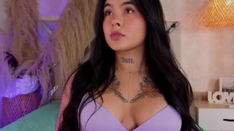 shimmer_lure online show from January 7, 8:11 pm