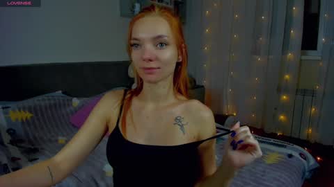 Snapshot of shinelikea_diamond chatting on December 9, 6:46 pm Alexis online show from December 9, 6:46 pm