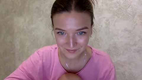 Snapshot of shining_pearl chatting on September 27, 9:20 pm Jesica online show from September 27, 9:20 pm