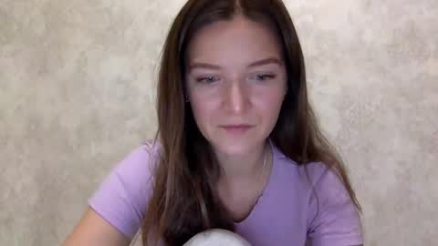 Snapshot of shining_pearl chatting on September 28, 8:14 pm Jesica online show from September 28, 8:14 pm