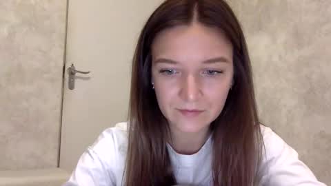 Snapshot of shining_pearl chatting on October 8, 7:55 pm Jesica online show from October 8, 7:55 pm