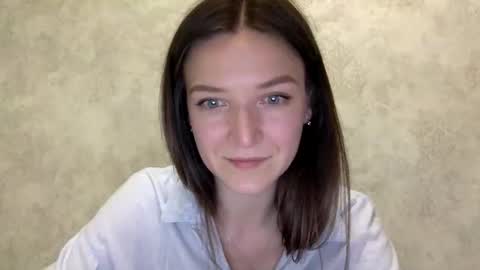 Snapshot of shining_pearl chatting on April 29, 5:30 pm Jesica online show from April 29, 5:30 pm