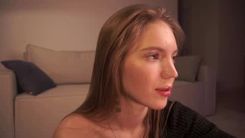 Snapshot of shiningstarrr chatting on January 8, 3:40 am Nika online show from January 8, 3:40 am