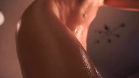 Snapshot of shiningstarrr chatting on January 28, 8:57 am Nika online show from January 28, 8:57 am