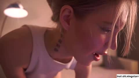 Snapshot of shiningstarrr chatting on February 14, 9:43 pm Nika online show from February 14, 9:43 pm