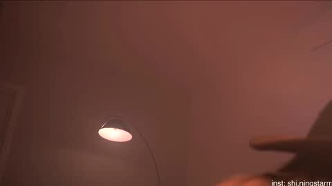 Snapshot of shiningstarrr chatting on March 6, 1:27 am Nika online show from March 6, 1:27 am