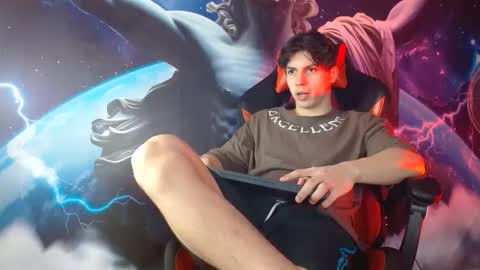 Snapshot of shinobi_grey chatting on December 26, 6:43 pm  .. shinobi .. online show from December 26, 6:43 pm