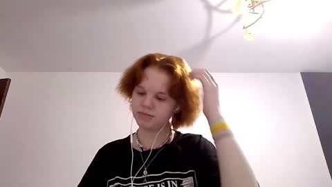 Emma online show from March 6, 8:44 am